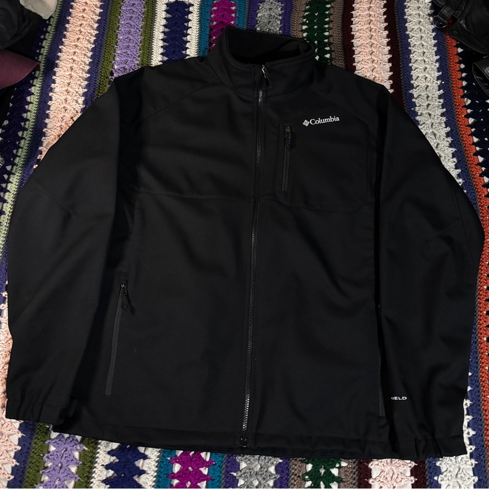 Columbia Men's Ascender Softshell
Jacket Size XL ‘extra large’ Black Zip Up